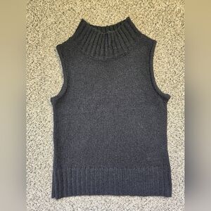 Crescent Black Cowl Neck Sleeveless Sweater Size Small New WITHOUT Tags